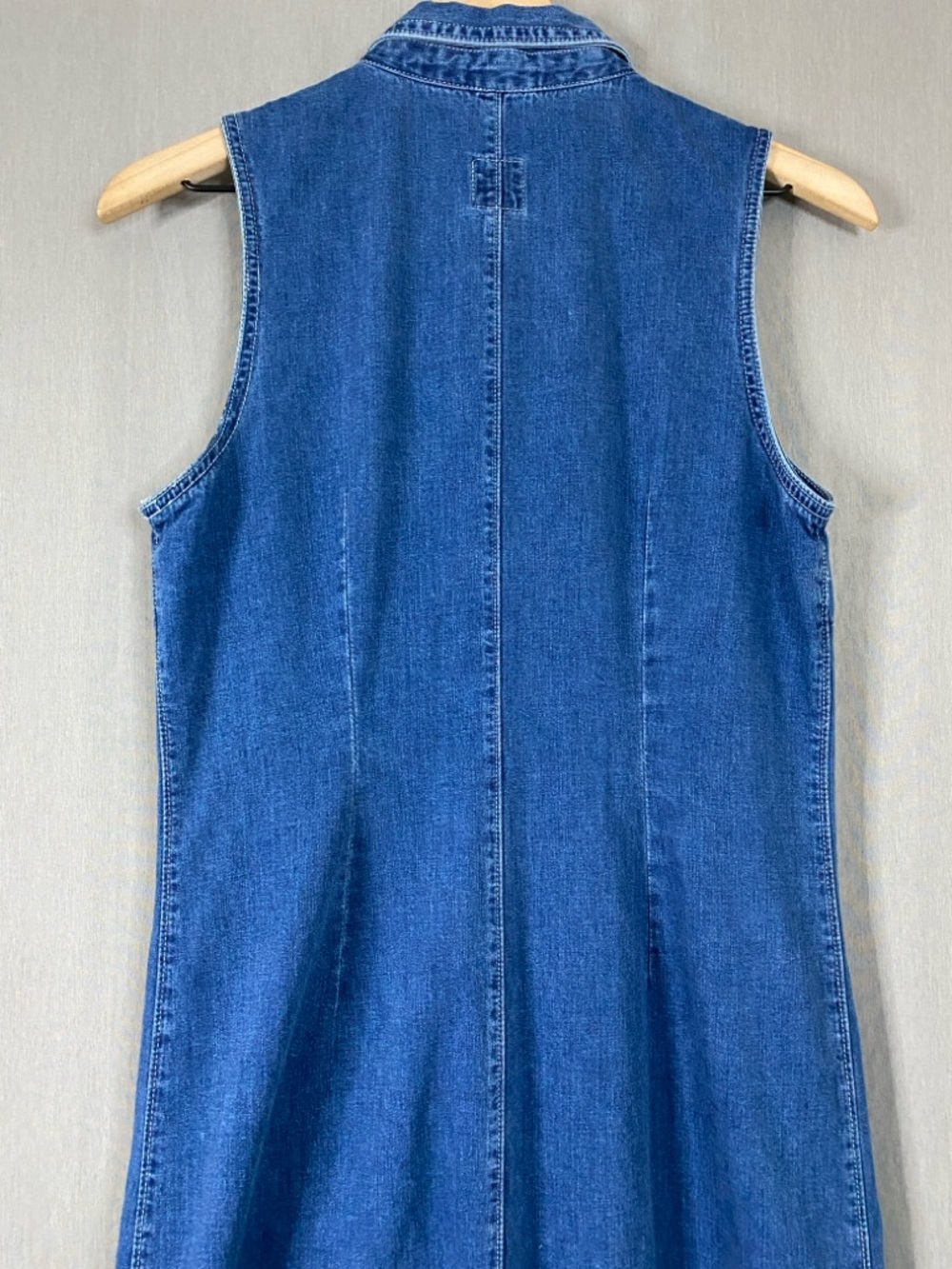 Gap Women’s Vintage 90s Denim Sleeveless Maxi Dress Button-Down in Blue Size 4 - Picture 7 of 8